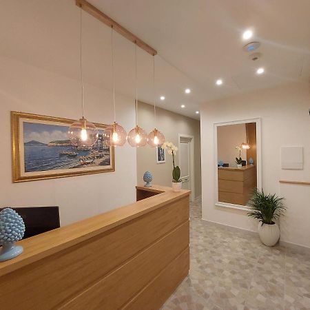 Mistral Luxury Suites Сорренто Экстерьер фото