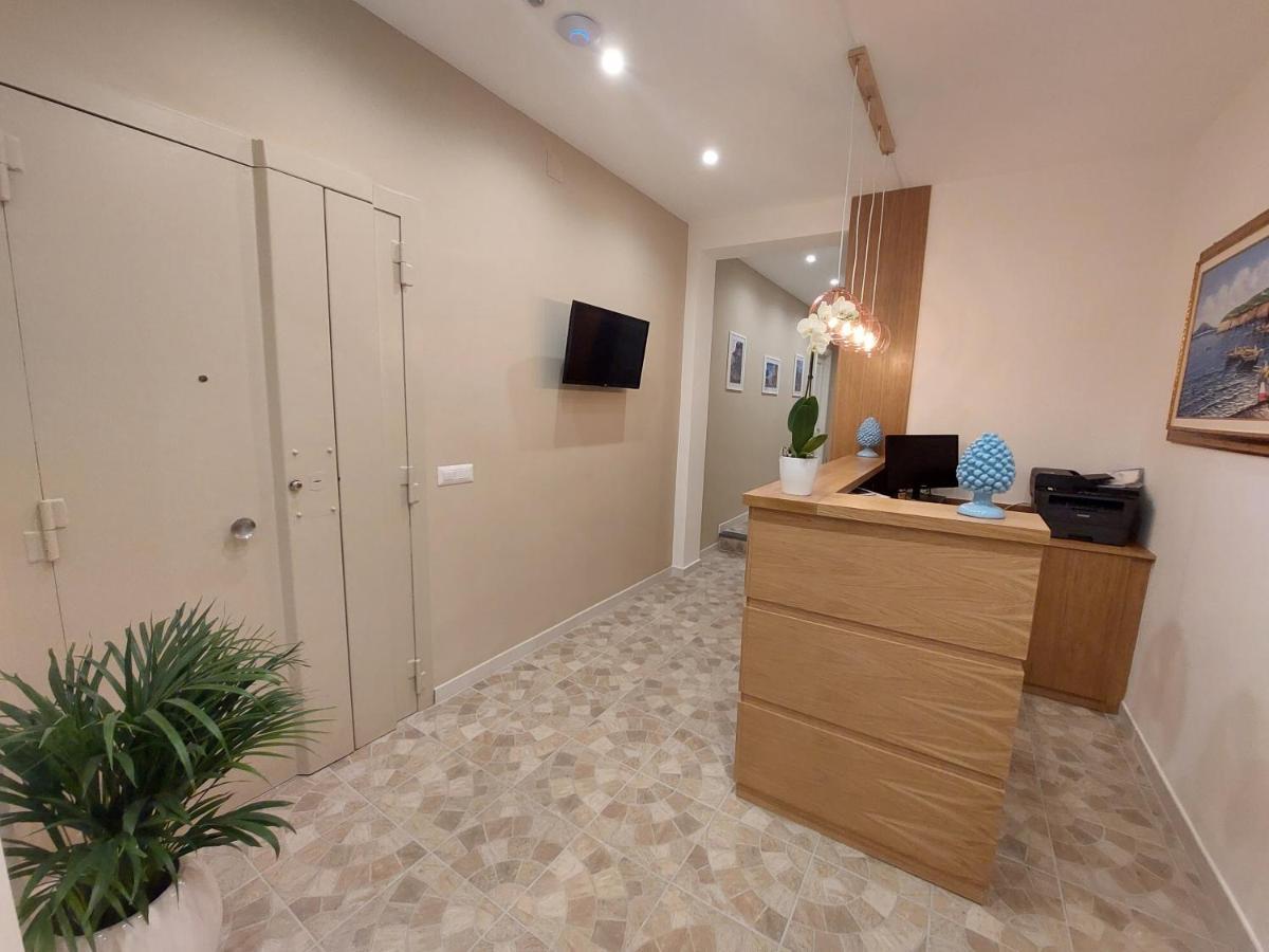 Mistral Luxury Suites Сорренто Экстерьер фото